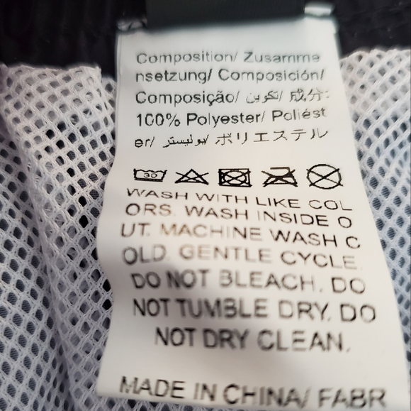 NWOT Men swim trunks - Picture 7 of 13